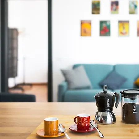 Daire Cozy Flat 2 Bedrooms 2 Bathrooms With Balcony
