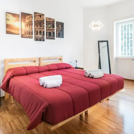 Cozy Flat 2 Bedrooms 2 Bathrooms With Balcony * ローマ