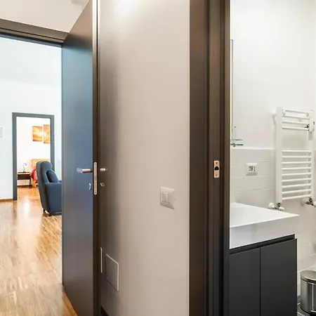 Cozy Flat 2 Bedrooms 2 Bathrooms With Balcony Apartamento Roma