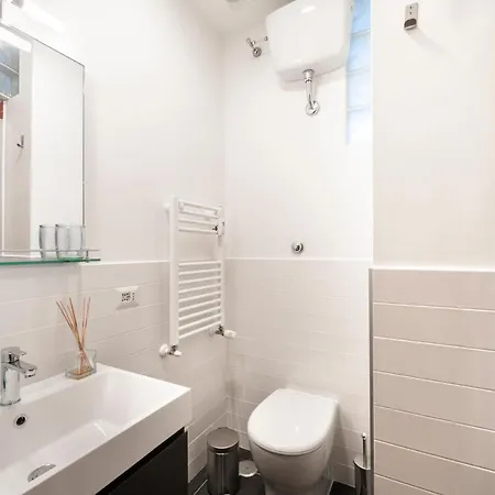 Cozy Flat 2 Bedrooms 2 Bathrooms With Balcony Apartamento